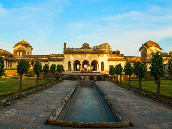 ചമന്‍ മഹല്‍