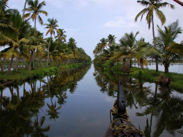 മണ്‍റോ തുരുത്ത് 