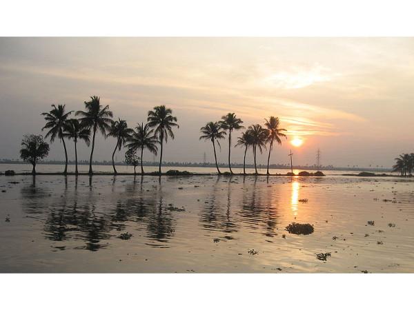 അഷ്ടമുടി കായല്‍