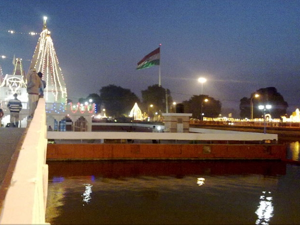 ബ്രഹ്മ സരോവര്‍