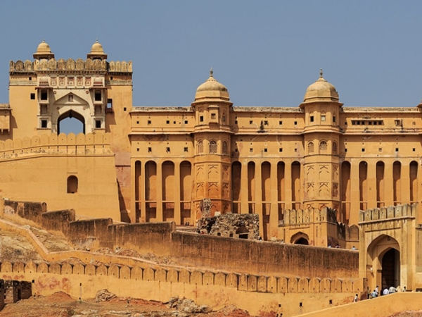 സ്വാഗതത്തിന്റെയും ആദിത്യ മര്യാദയുടെയും പിങ്ക്