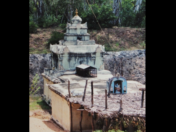 പാതാളേശശ്വര ക്ഷേത്രം