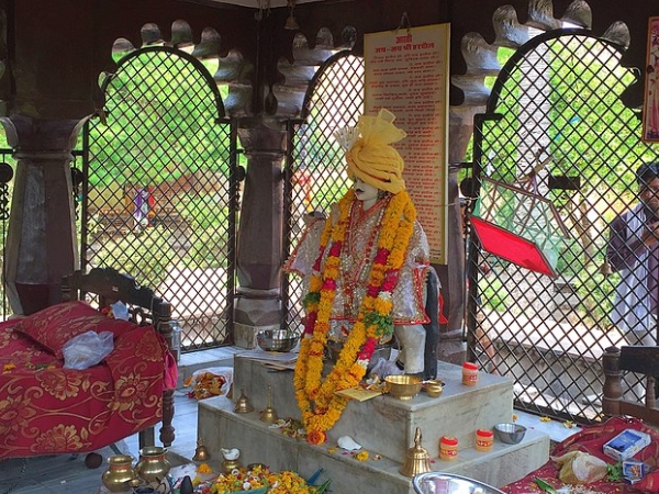 ഹര്‍ദൗള്‍ കി ബൈഠക്