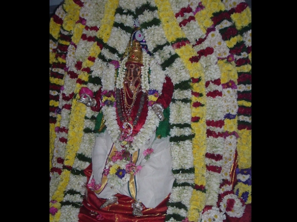 പത്ത് ദിവസത്തെ ആഘോഷം 