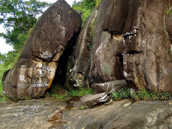അല്പം ചരിത്രം
