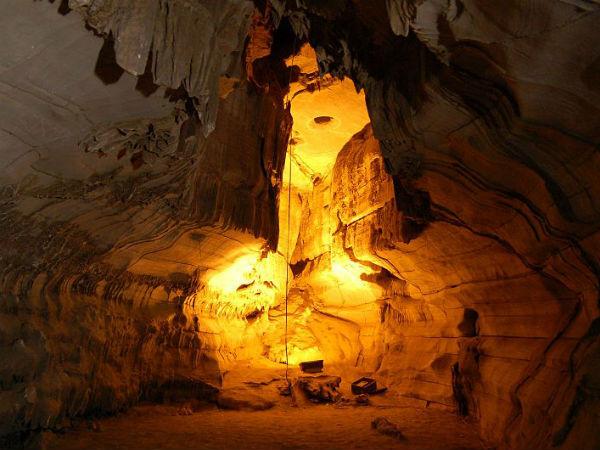 ബേലം ഗുഹ