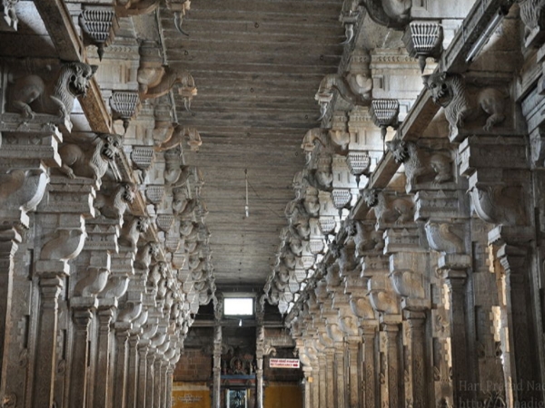 100 തൂണുകളുള്ള മണ്ഡപം