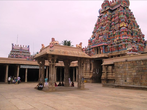 ഏഴു മതിലുകള്‍ക്കുള്ളിലെ വിഷ്ണു ക്ഷേത്രം 