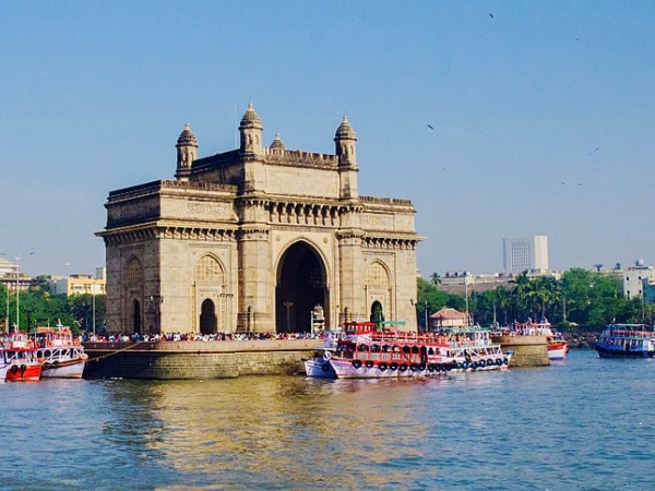 മുംബൈയുടെ താജ്മഹലായ ഗേറ്റ് വേ ഓഫ് ഇന്ത്യ