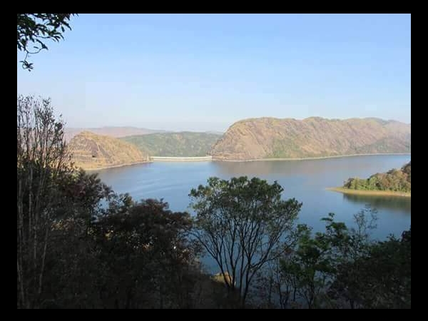 അണക്കെട്ടിന്റെ ഭാഗമായ ഗുഹ