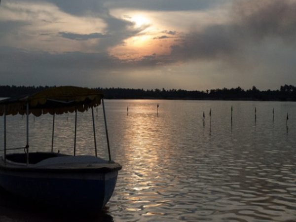  ചുനംബര്‍ ബോട്ട് ഹൗസ്