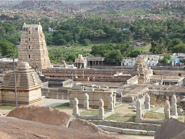 പഞ്ചമുഖങ്ങളുള്ള ശിവന്‍