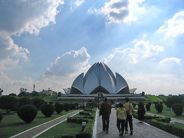ലോട്ടസ് ടെമ്പിള്‍