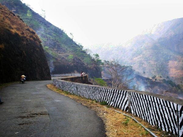 കുരിശുമല ആശ്രമം