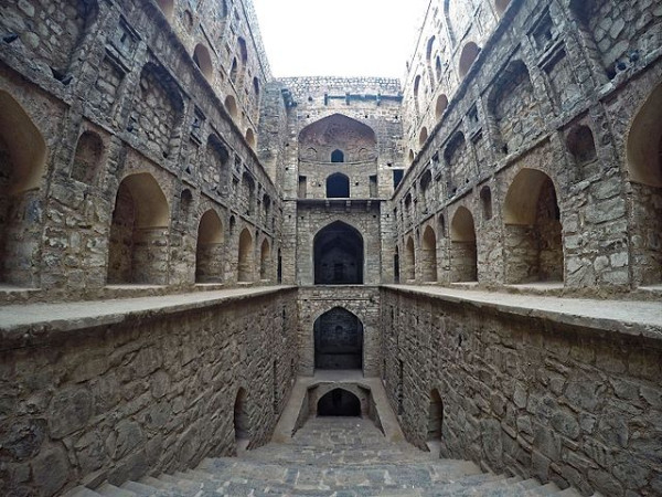 മരിക്കാന്‍ പ്രേരിപ്പിക്കുന്ന കറുത്ത ജലം