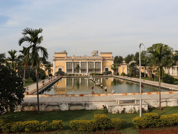 ചൗമൊഹല്ല കൊട്ടാരം 