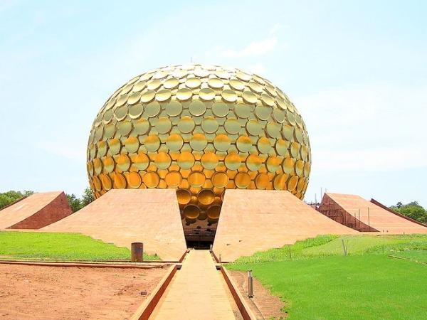 ഓറോവില്‍