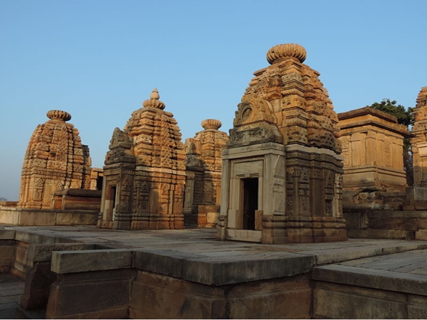 ബതേശ്വര്‍ ക്ഷേത്രം