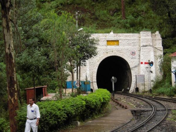 പ്രേതത്തെ കാണാന്‍ 