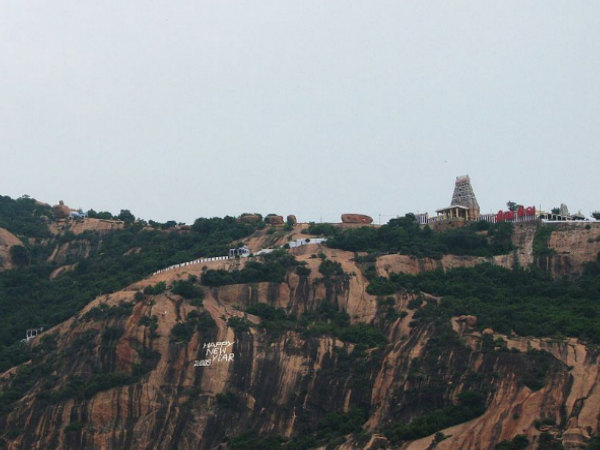 മൊധൊരുഭാഗരും ഭാഗംപിരിയലമ്മയും