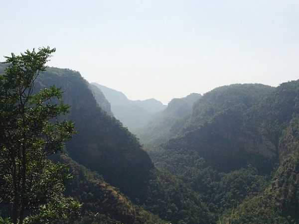 സമുദ്രനിരപ്പില്‍ നിന്നും ആയിരം മീറ്റര്‍
