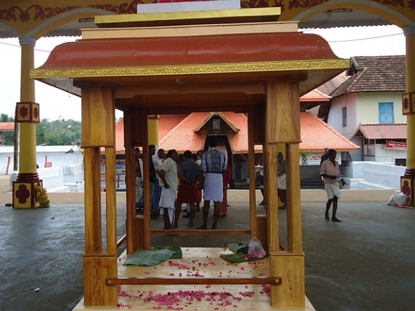 വലിയ വിളക്ക് 