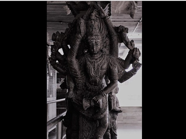 ആറടി ഉയരമുള്ള പ്രതിഷ്ഠ 