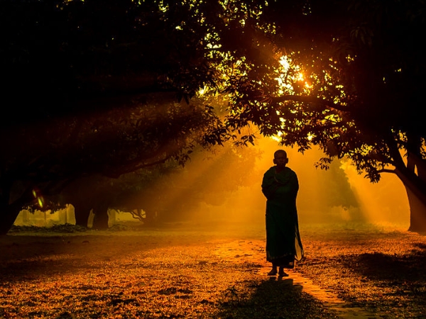 ക്ഷേത്രത്തില്‍ പോകാത്ത രാമഭക്തര്‍