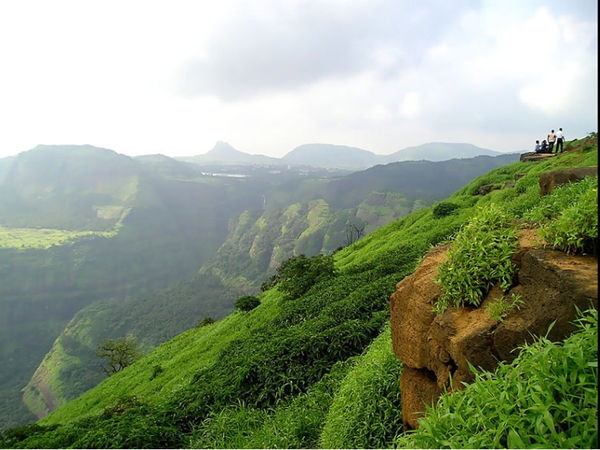  ലോണാവാല എന്നാല്‍