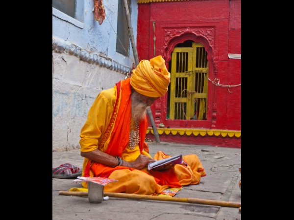 ശരീരം മുഴുവന്‍ രാമനാമം