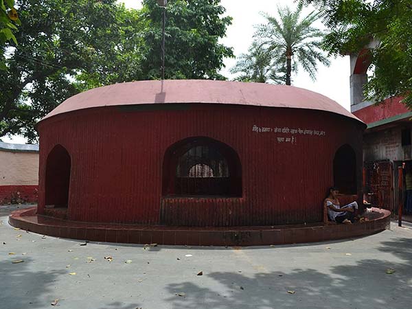 ആഗം കുവാൻ 