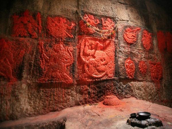 അല്പം ചരിത്രം