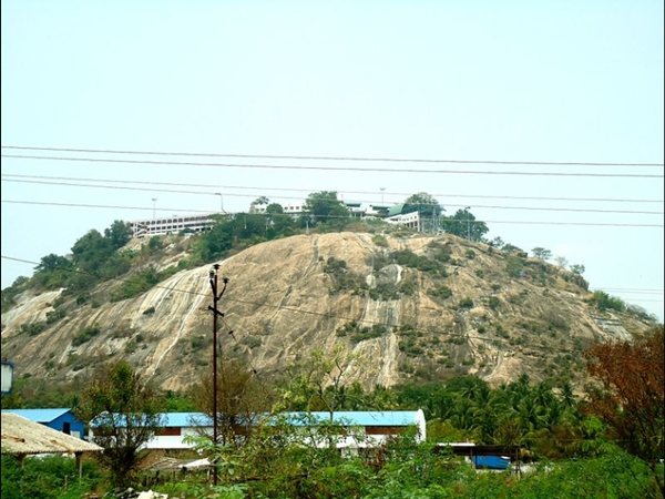 മുരുകന്റെ ആറു വാസസ്ഥലങ്ങളില്‍ ഒന്ന്