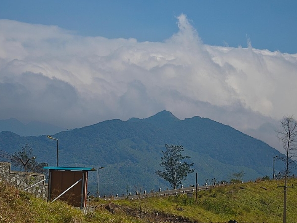 ഇവ കണ്ടില്ലേല്‍ പിന്നെന്തു പൊന്‍മുടി