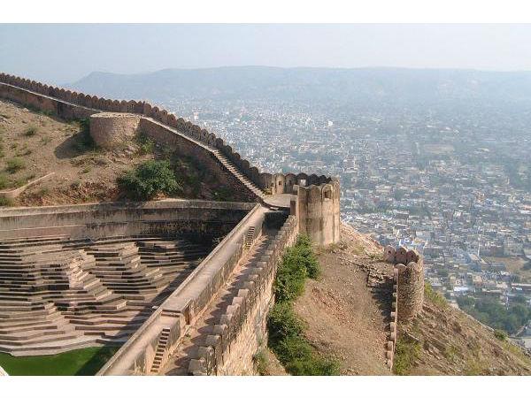  നാഹര്‍ഗഡ് കോട്ട 