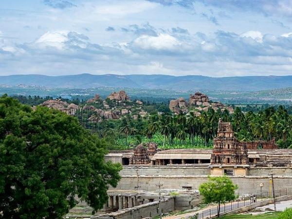 ദുര്‍ഗ്ഗയമ്മന്‍ കോവില്‍ പുന്നൈനല്ലൂര്‍ തഞ്ചാവൂര്‍ 