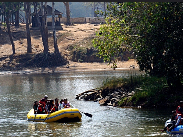 വെള്ളച്ചാട്ടങ്ങൾ