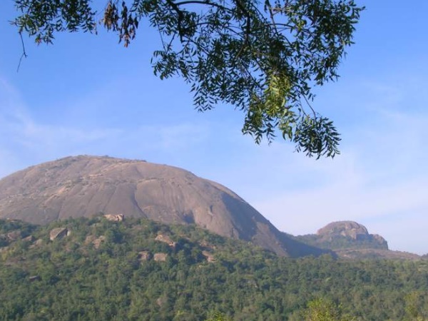 സാവൻദുർഗ്ഗയെന്നാൽ