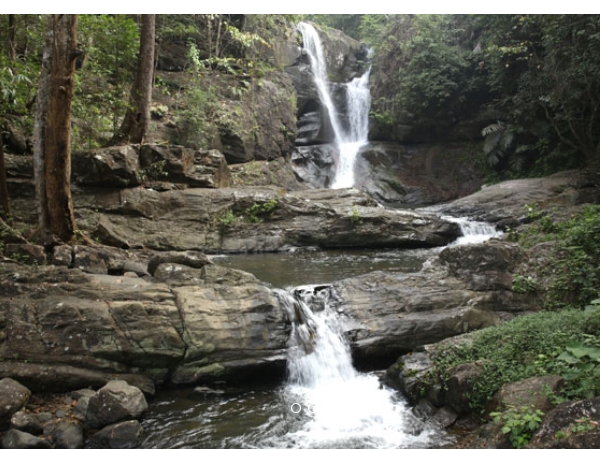 കുരുശടി വെള്ളച്ചാട്ടം