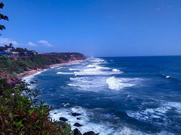 കറങ്ങി നടക്കാന്‍ വര്‍ക്കല ബീച്ച്