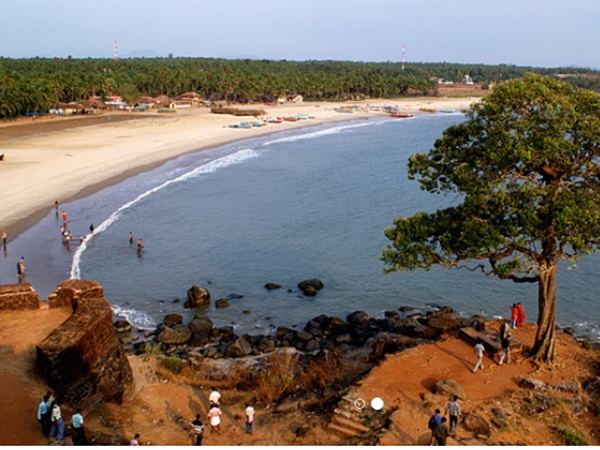 ചരിത്രവും ആഢംബരവും ഒത്തുചേരുന്ന ബേക്കല്‍ ബീച്ച്