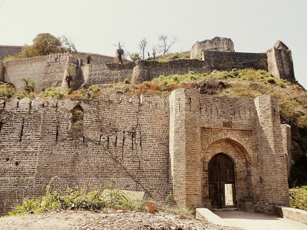തുഗ്ലക് മുതൽ മുഗൾ വരെ
