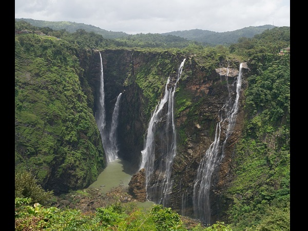 ജോഗ് വെള്ളച്ചാട്ടം കർണ്ണാടക