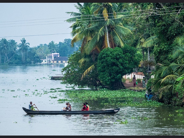 കായലുകളുടെ പര്യായമായ ആലപ്പുഴ