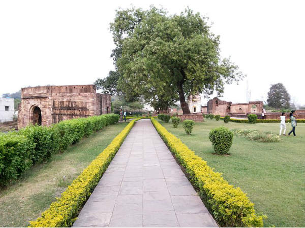 രത്തൻപൂർ ദേശത്തിന്റെ പ്രത്യേകതകൾ