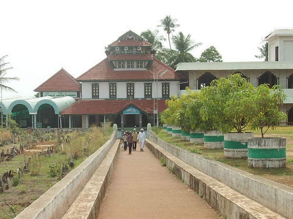 കാസർകോഡ് മാലിക് ദിനാർ പള്ളി