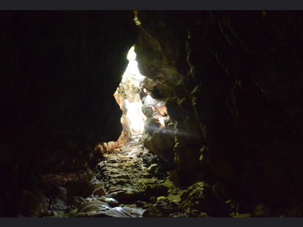 മോസ്മായ് ഗുഹകൾ