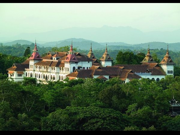 കവടിയാർ