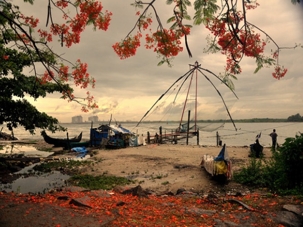 കൊച്ചിൻ ഡേയ്സ് ഉഷാറാക്കാം