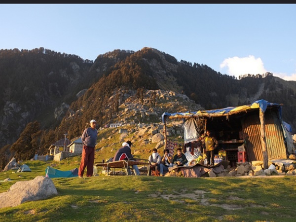 സൗഹൃദമാവാം